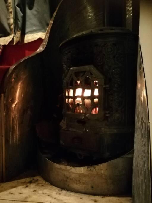 Truck & Pod Creative Nature Retreat. Bantry Ngoại thất bức ảnh