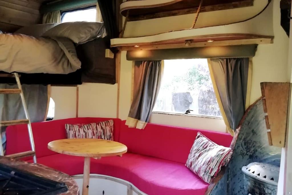 Truck & Pod Creative Nature Retreat. Bantry Ngoại thất bức ảnh